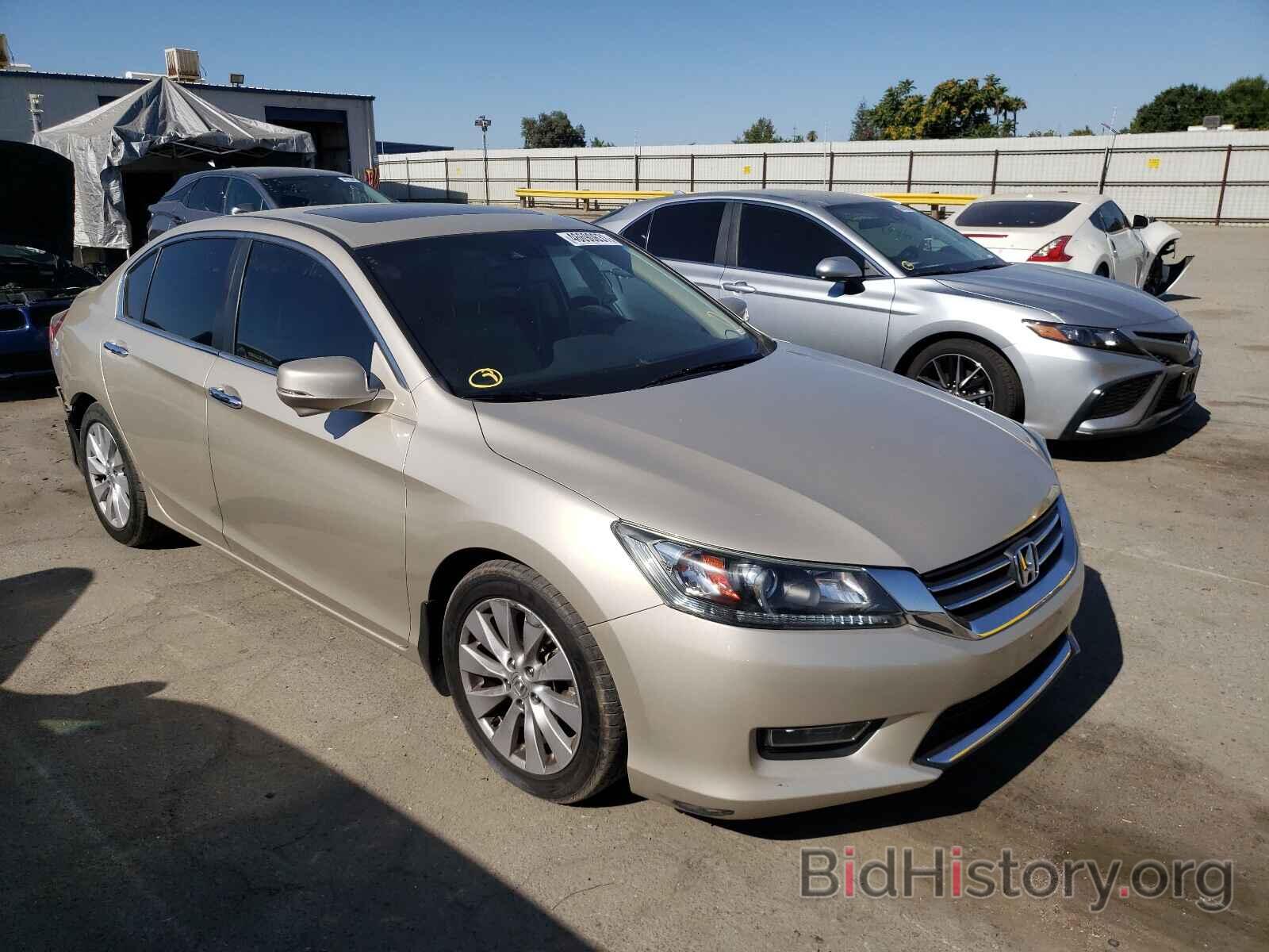 Photo 1HGCR2F82DA111971 - HONDA ACCORD 2013