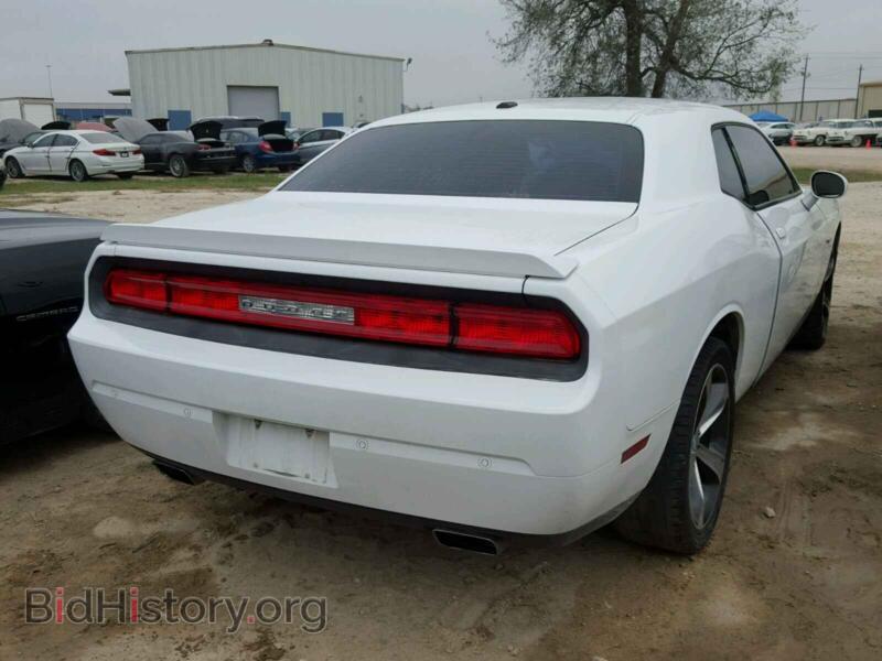 2014 Dodge CHALLENGER (VIN 2C3CDYAG1EH218791) — photo 4 of 10