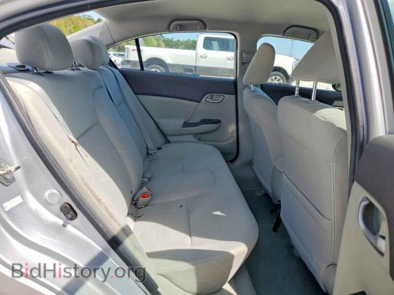 2012 Honda CIVIC (VIN 2HGFB2F57CH582411) — фото 10 из 14