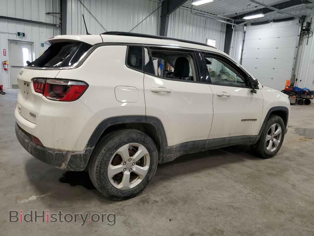 2018 JEEP COMPASS - VIN: 3C4NJDBB8JT145767 - Фото 3
