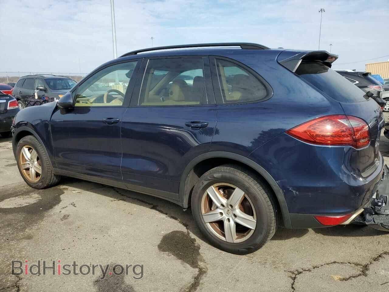 2011 PORSCHE CAYENNE - VIN: WP1AB2A27BLA54325 - Фото 2