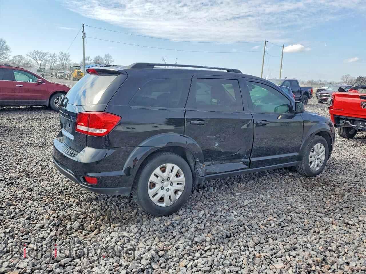 2019 DODGE JOURNEY - VIN: 3C4PDCBG7KT784357 - Фото 3