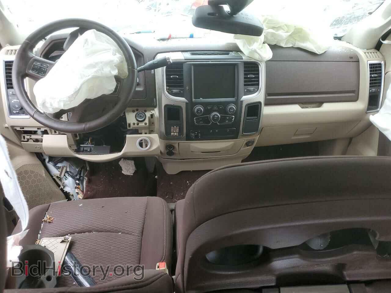 2014 RAM All Models - VIN: 3C6UR4DJ9EG252910 - Фото 8