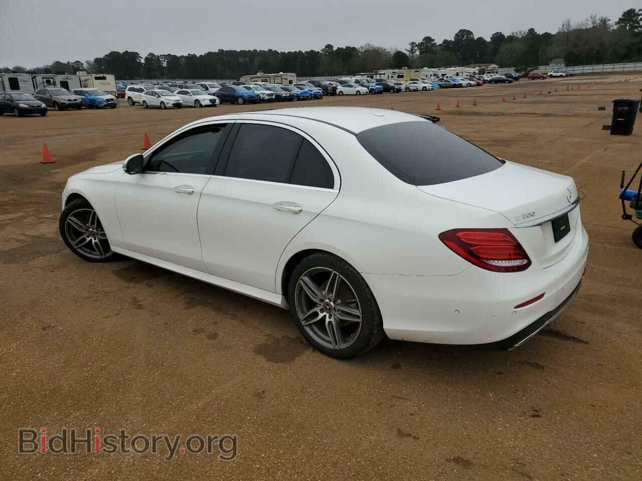 2017 MERCEDES-BENZ E-CLASS - VIN: WDDZF4JB9HA281207 - Фото 2