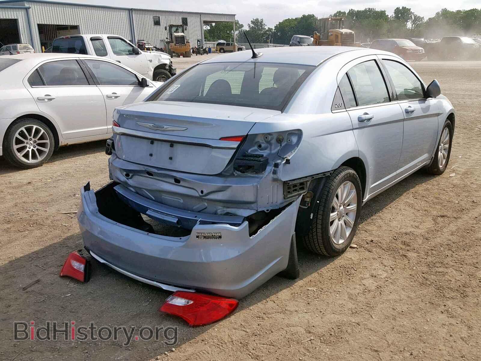 2013 CHRYSLER 200 - VIN: 1C3CCBBB4DN542469 - Photo 4