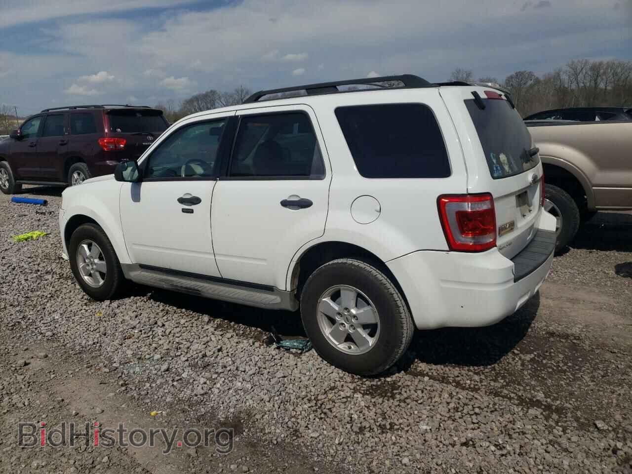 2010 FORD ESCAPE - VIN: 1FMCU9DG7AKC35185 - Фото 2