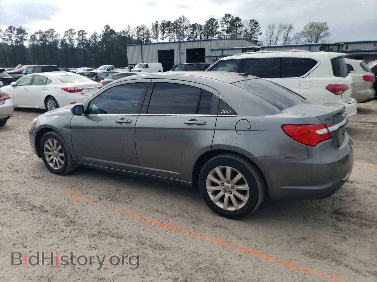 2011 CHRYSLER 200 - VIN: 1C3BC1FB0BN607802 - Фото 2