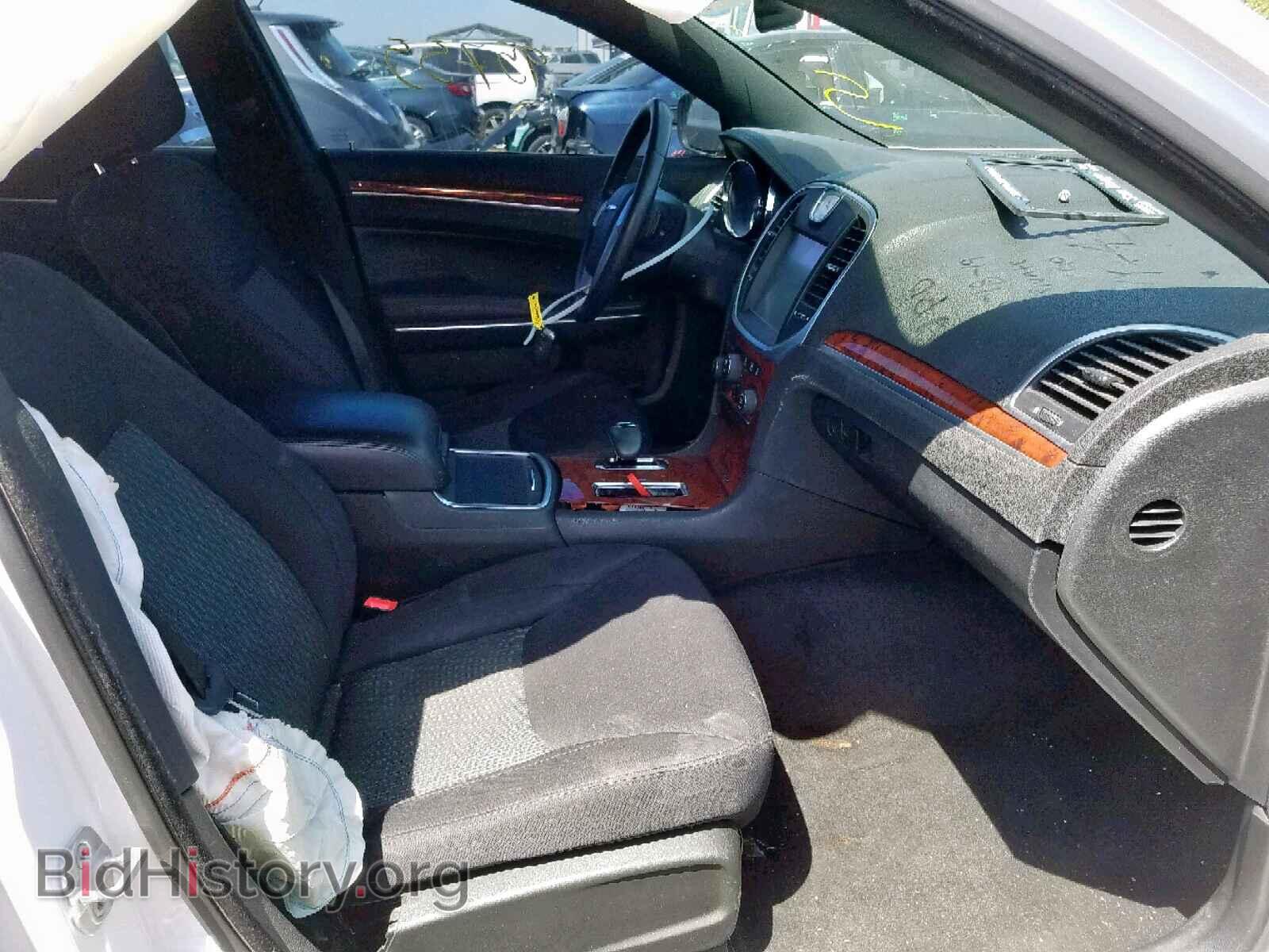 2012 CHRYSLER 300 - VIN: 2C3CCAAG1CH311981 - Фото 5
