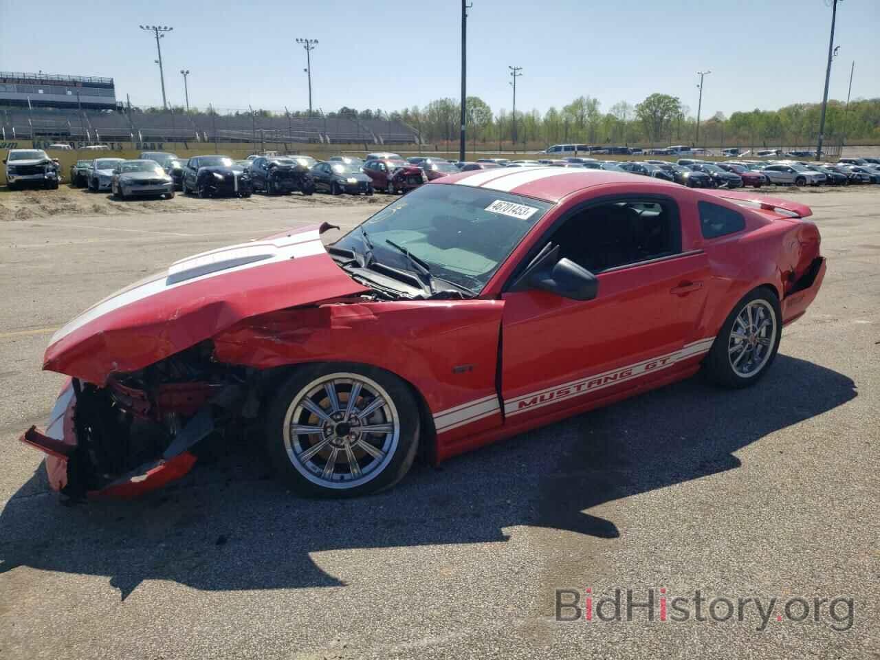 Photo 1ZVHT82H285135004 - FORD MUSTANG 2008