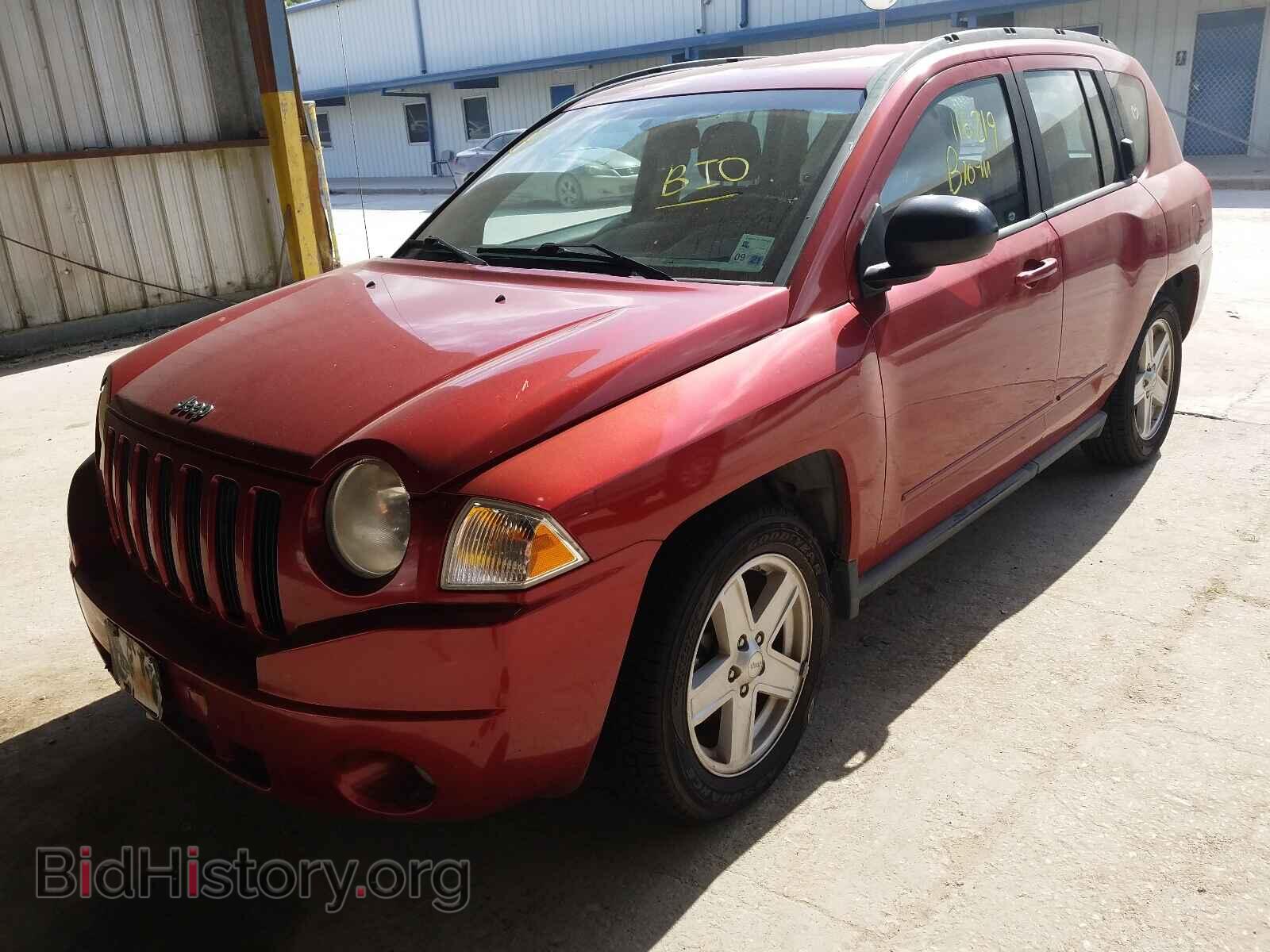 2010 JEEP COMPASS - VIN: 1J4NT4FBXAD649936 - Фото 2