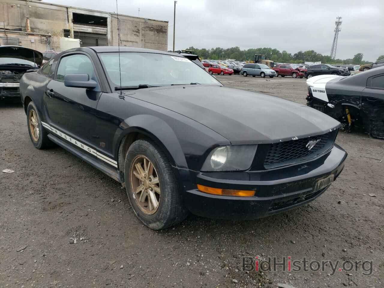 Photo 1ZVFT80N675343787 - FORD MUSTANG 2007