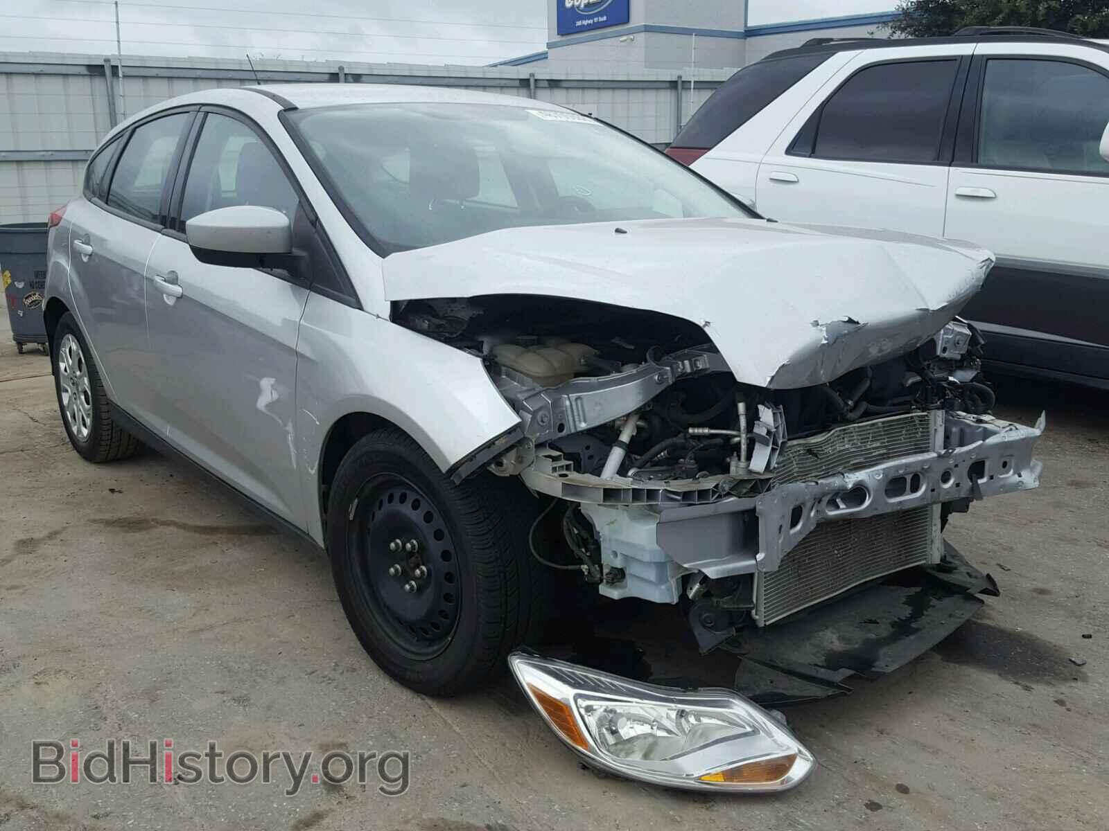 Photo 1FAHP3K21CL111423 - FORD FOCUS 2012
