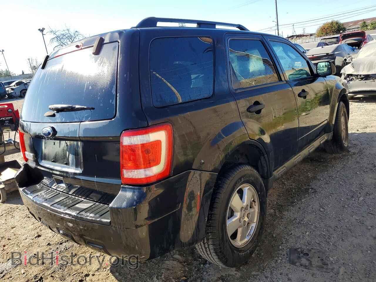 2011 FORD ESCAPE - VIN: 1FMCU0D71BKB66748 - Фото 3