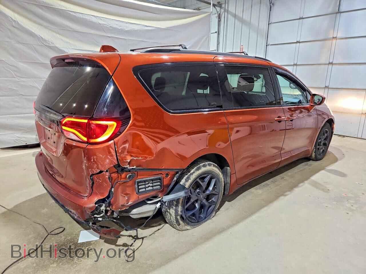 2018 CHRYSLER PACIFICA - VIN: 2C4RC1BG2JR331216 - Фото 3