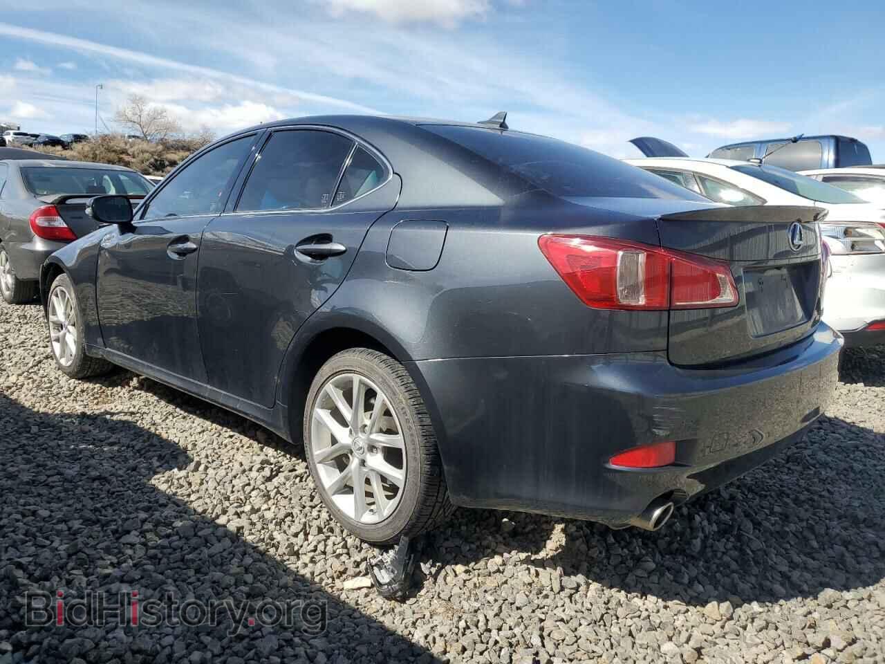 2011 LEXUS IS - VIN: JTHCF5C20B5045711 - Photo 2