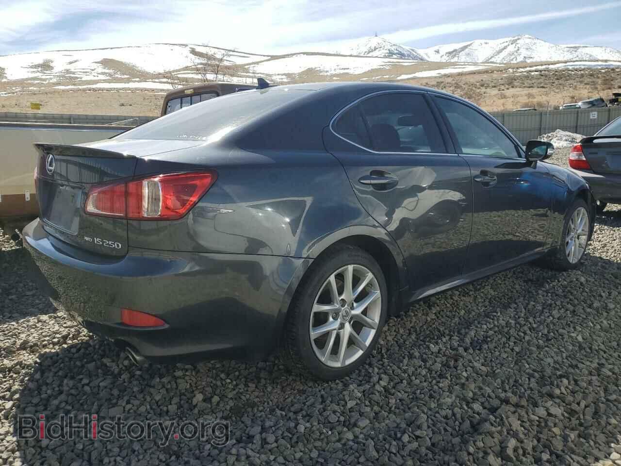 2011 LEXUS IS - VIN: JTHCF5C20B5045711 - Photo 3