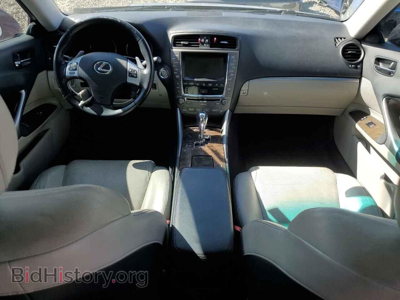 2011 LEXUS IS - VIN: JTHCF5C20B5045711 - Photo 8