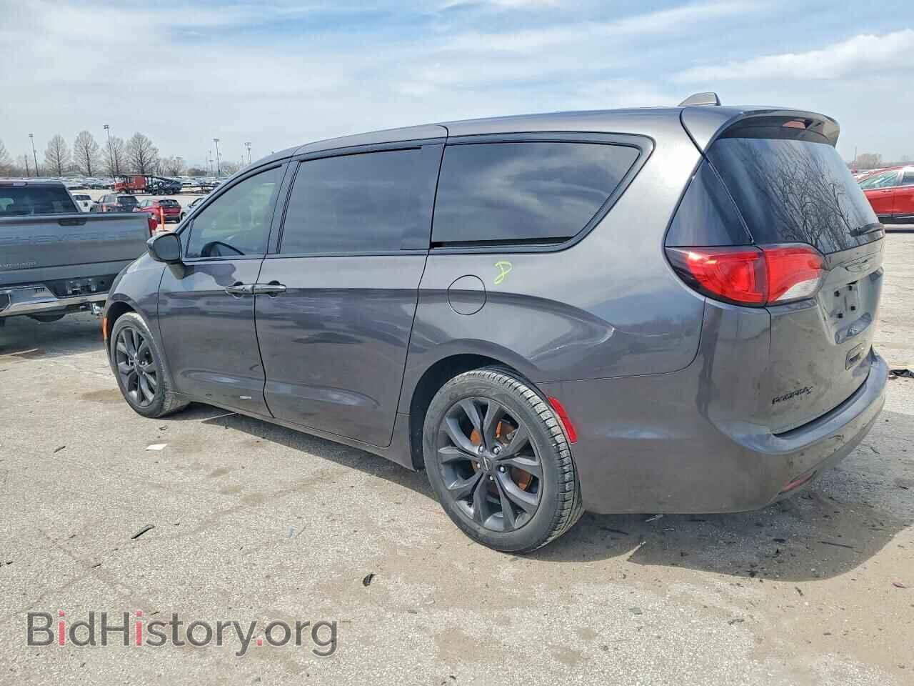 2019 CHRYSLER PACIFICA - VIN: 2C4RC1FG4KR751460 - Фото 2