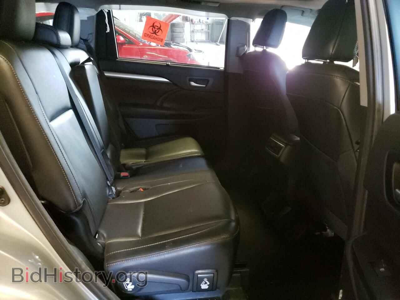 2017 TOYOTA HIGHLANDER - VIN: 5TDJZRFH5HS463501 - Фото 11