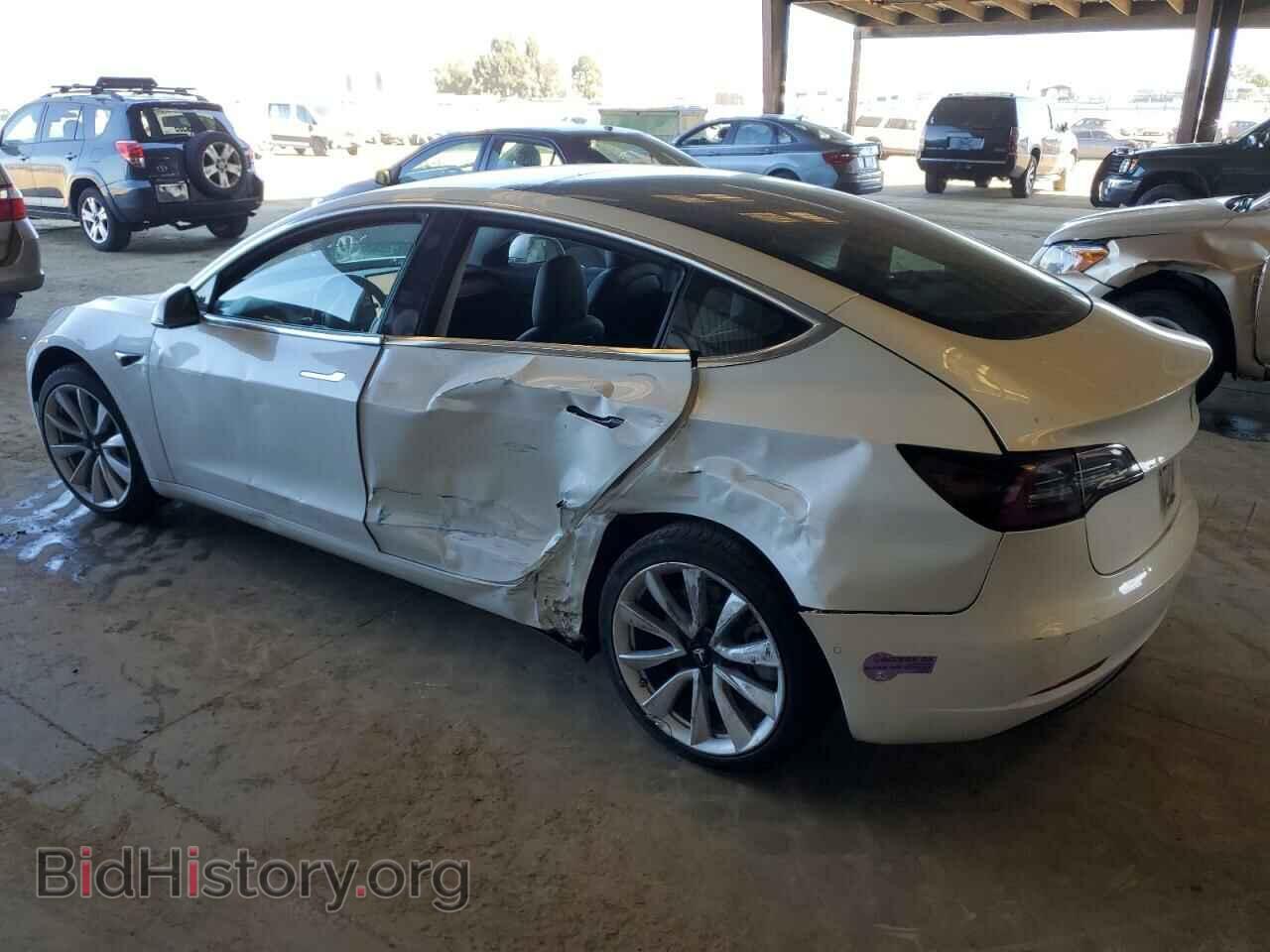 2018 TESLA MODEL 3 - VIN: 5YJ3E1EA6JF164751 - Photo 2
