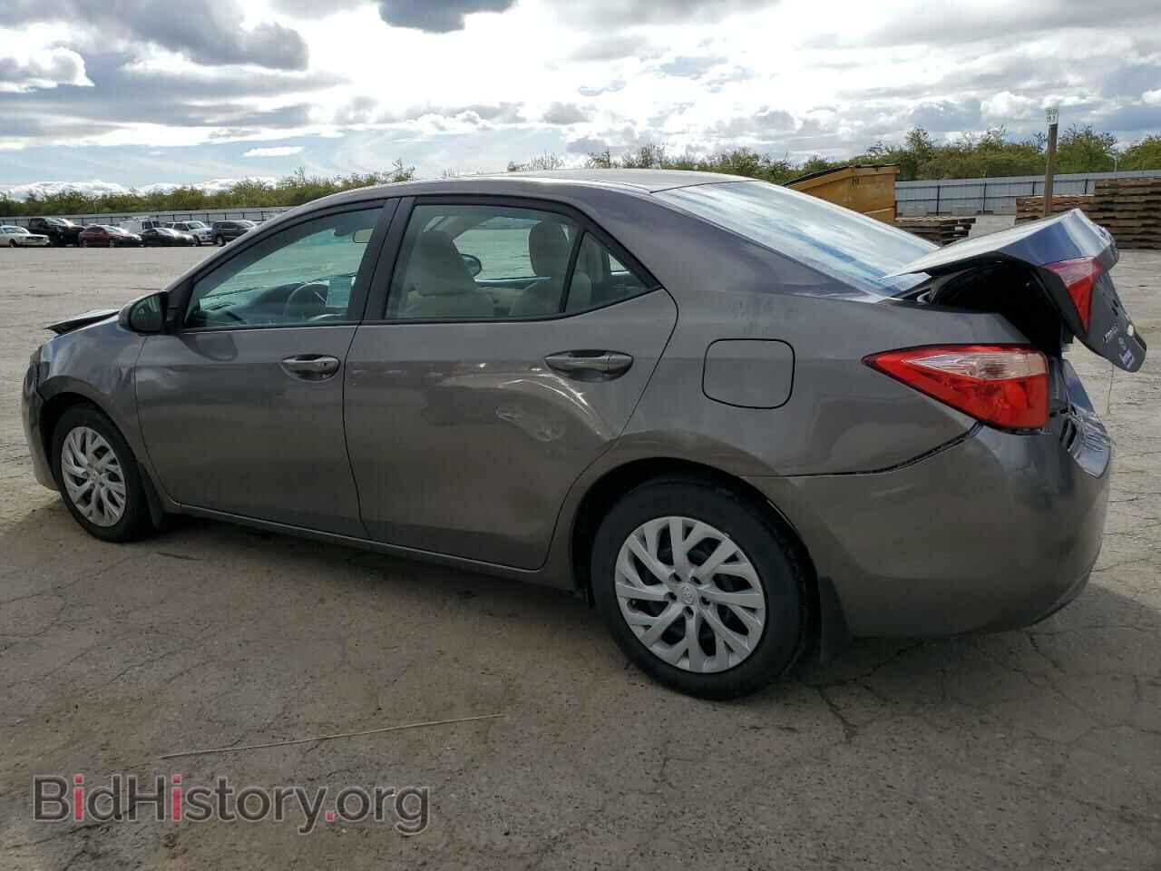 2017 TOYOTA COROLLA - VIN: 5YFBURHE2HP735551 - Фото 2