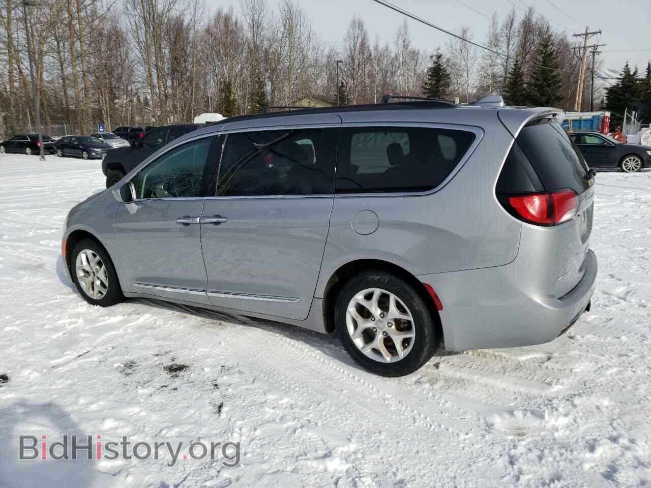 2017 CHRYSLER PACIFICA - VIN: 2C4RC1BG6HR668689 - Фото 2