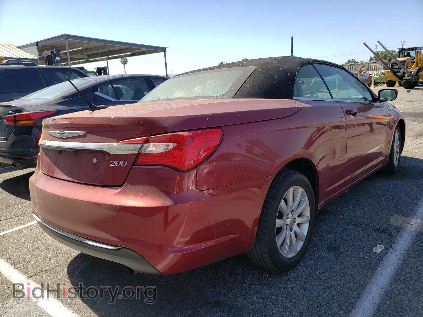 2013 CHRYSLER 200 - VIN: 1C3BCBEB3DN606458 - Photo 4