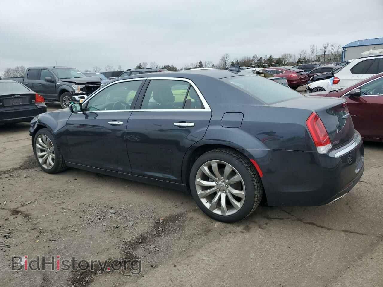 2019 CHRYSLER 300 - VIN: 2C3CCAEG8KH705891 - Фото 2