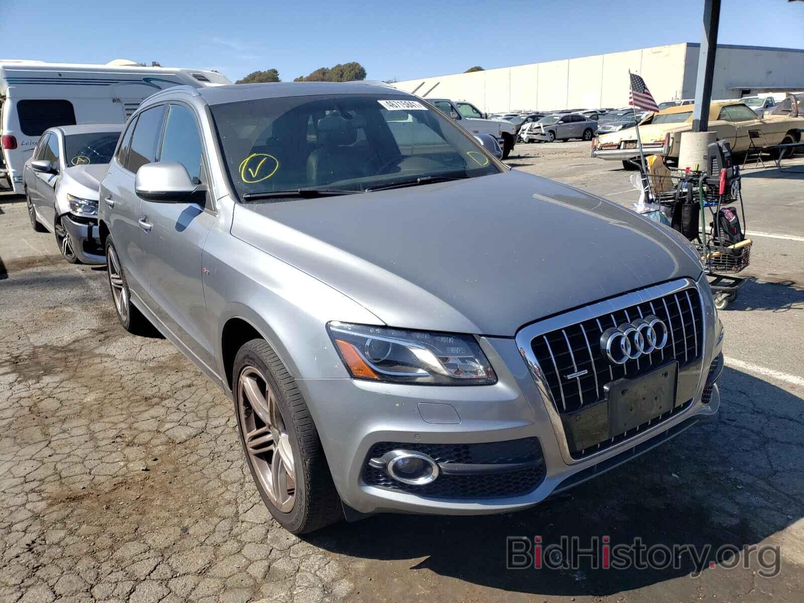 Photo WA1MKAFP1AA081375 - AUDI Q5 2010