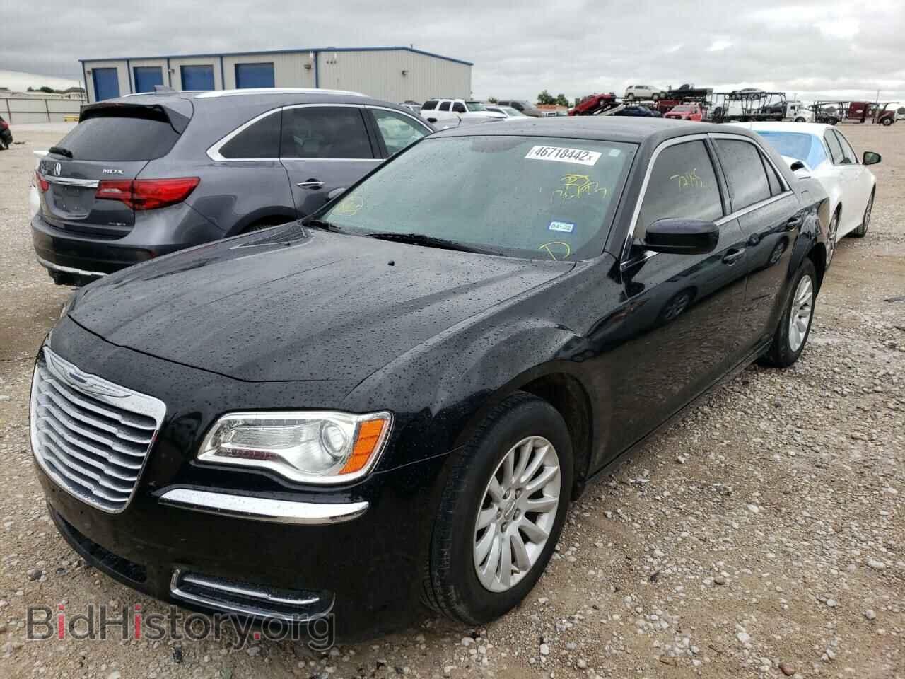 2014 CHRYSLER 300 - VIN: 2C3CCAAG6EH136193 - Фото 2