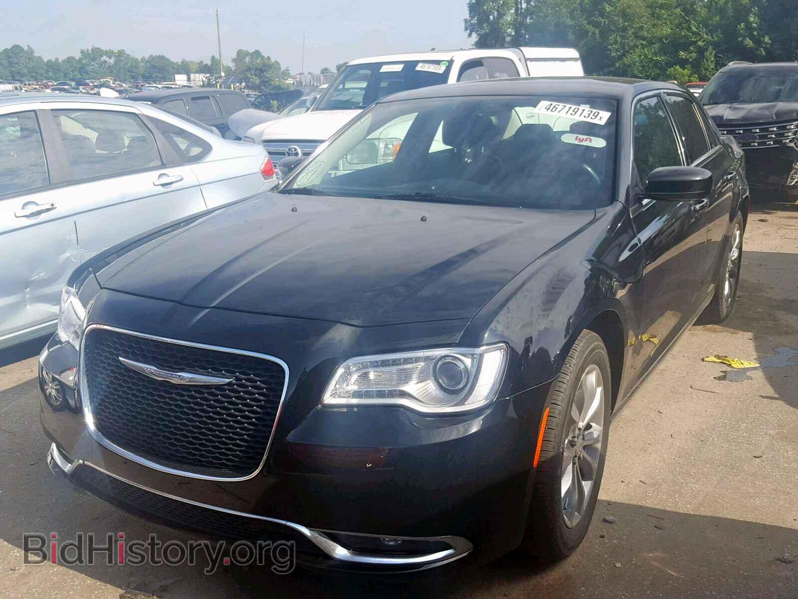 2016 CHRYSLER 300 - VIN: 2C3CCARG7GH192828 - Фото 2