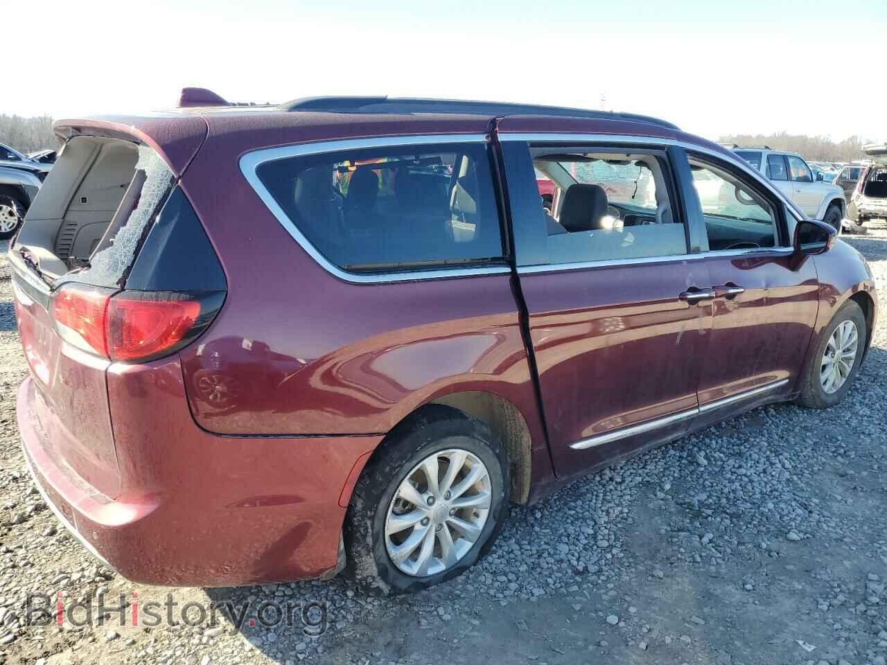 2017 CHRYSLER PACIFICA - VIN: 2C4RC1BGXHR613131 - Фото 3