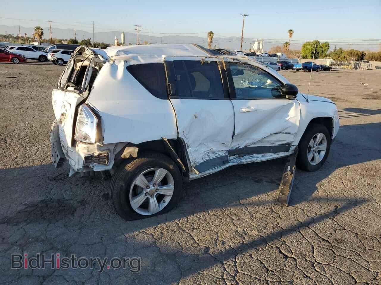 2011 JEEP COMPASS - VIN: 1J4NT1FB7BD236694 - Фото 3