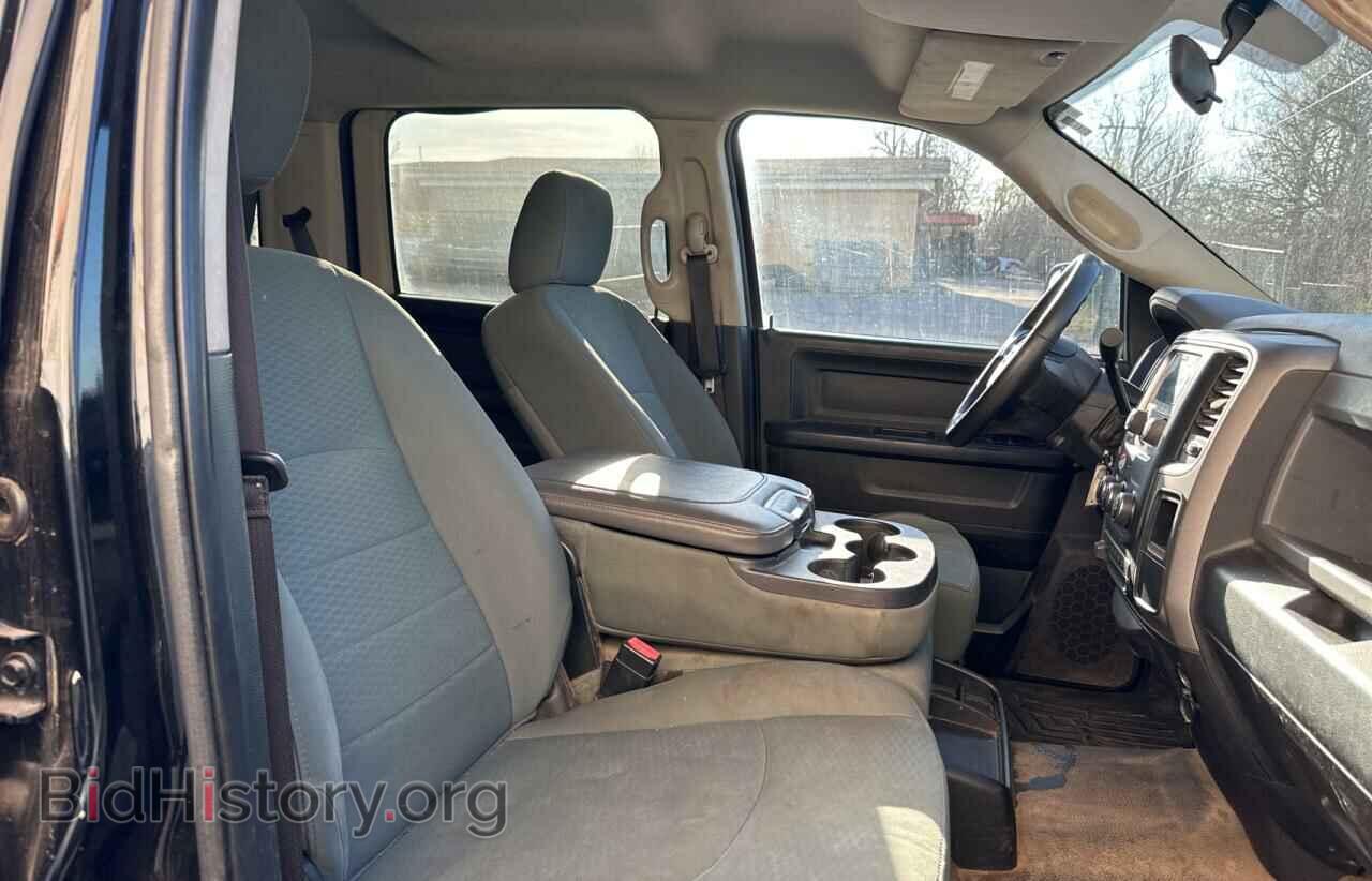 2015 RAM All Models - VIN: 3C6UR5HL4FG607100 - Photo 5