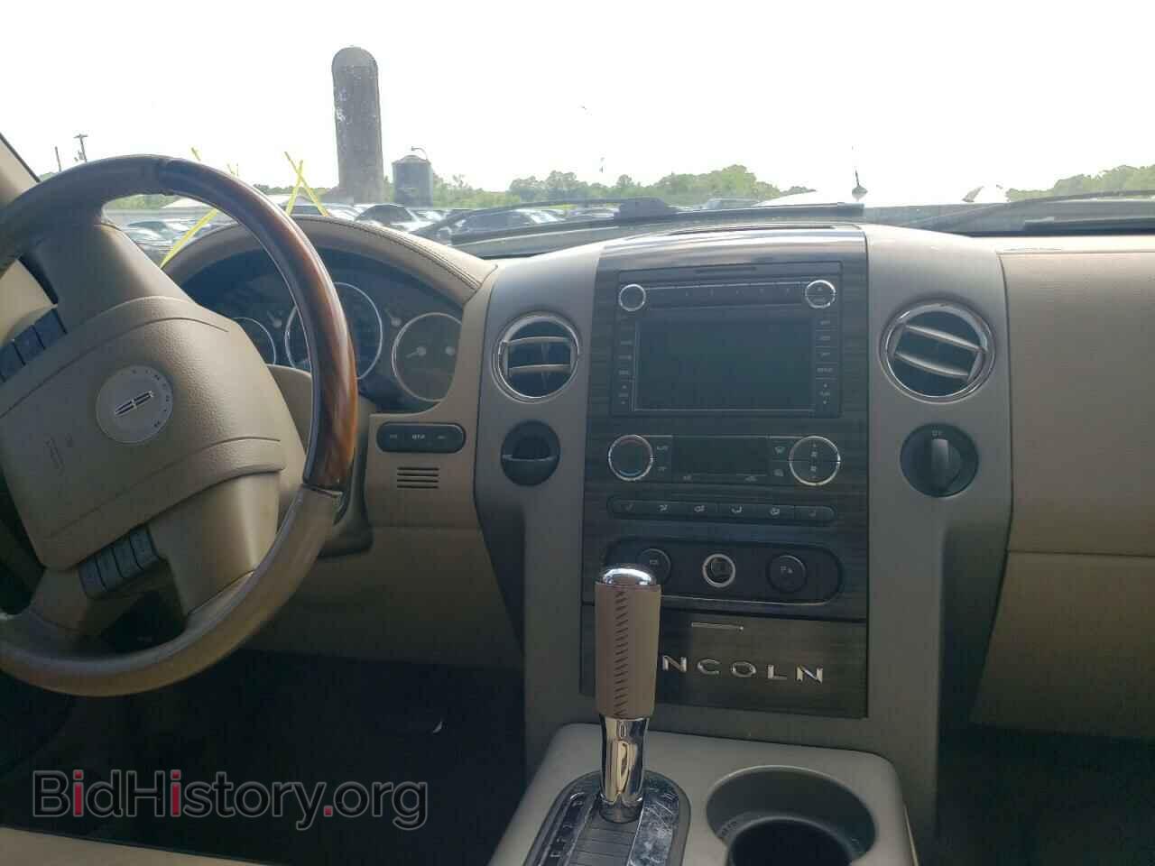 2008 LINCOLN MARK LT - VIN: 5LTPW16578FJ00611 - Фото 9