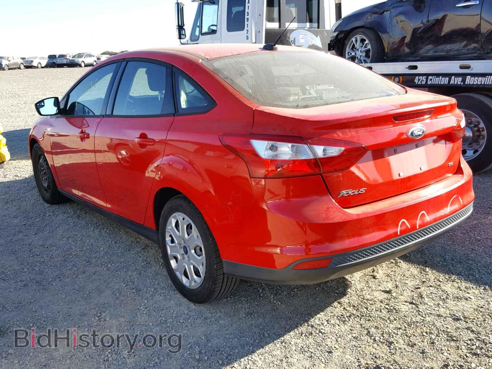 2012 Ford FOCUS (VIN 1FAHP3F26CL290682) — фото 3 из 10