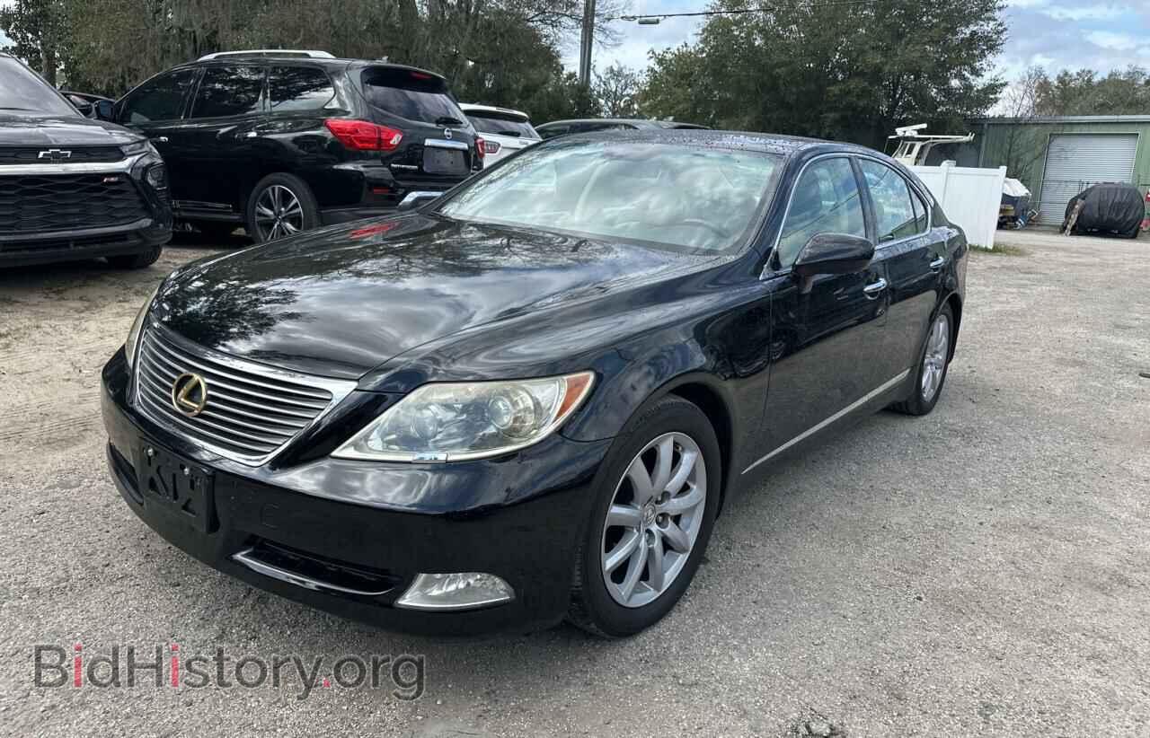 2007 LEXUS LS460 - VIN: JTHBL46FX75012820 - Photo 2