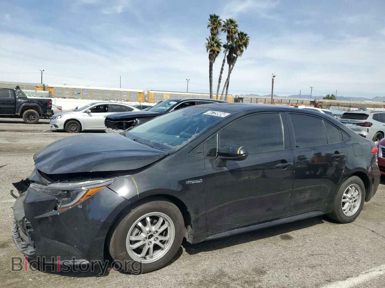Фотография JTDEAMDE7MJ007768 - TOYOTA COROLLA 2021