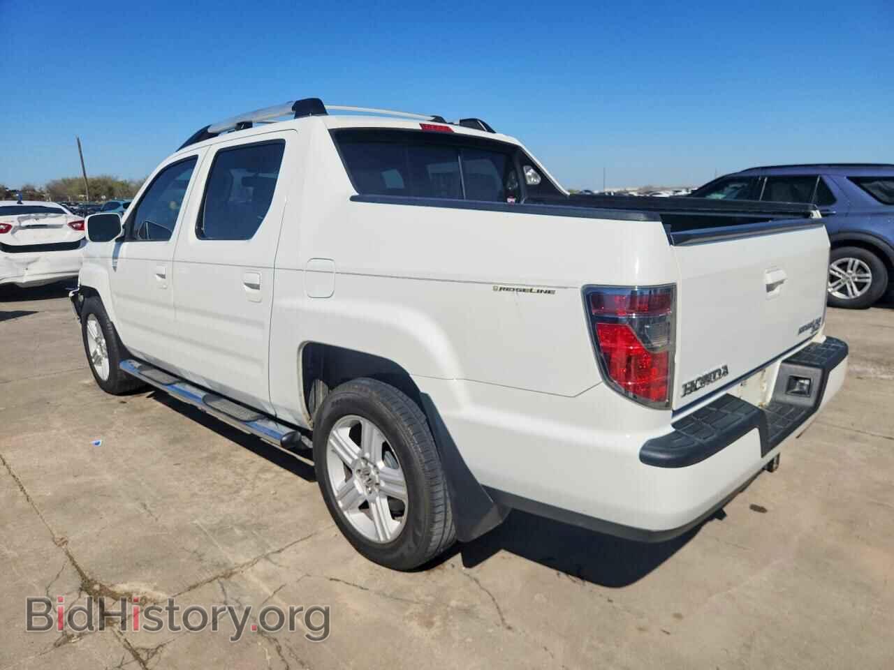 2014 HONDA RIDGELINE - VIN: 5FPYK1F53EB011015 - Фото 2