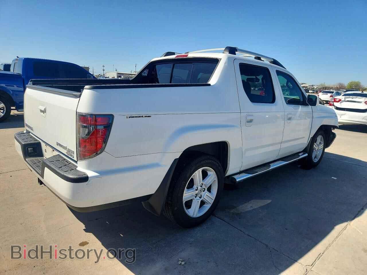 2014 HONDA RIDGELINE - VIN: 5FPYK1F53EB011015 - Фото 3