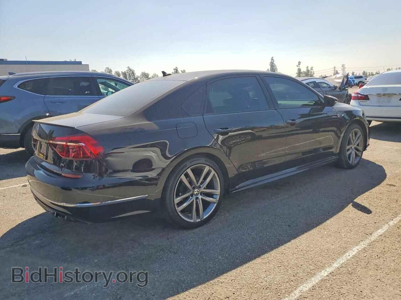 2018 VOLKSWAGEN PASSAT - VIN: 1VWAA7A33JC028357 - Фото 3