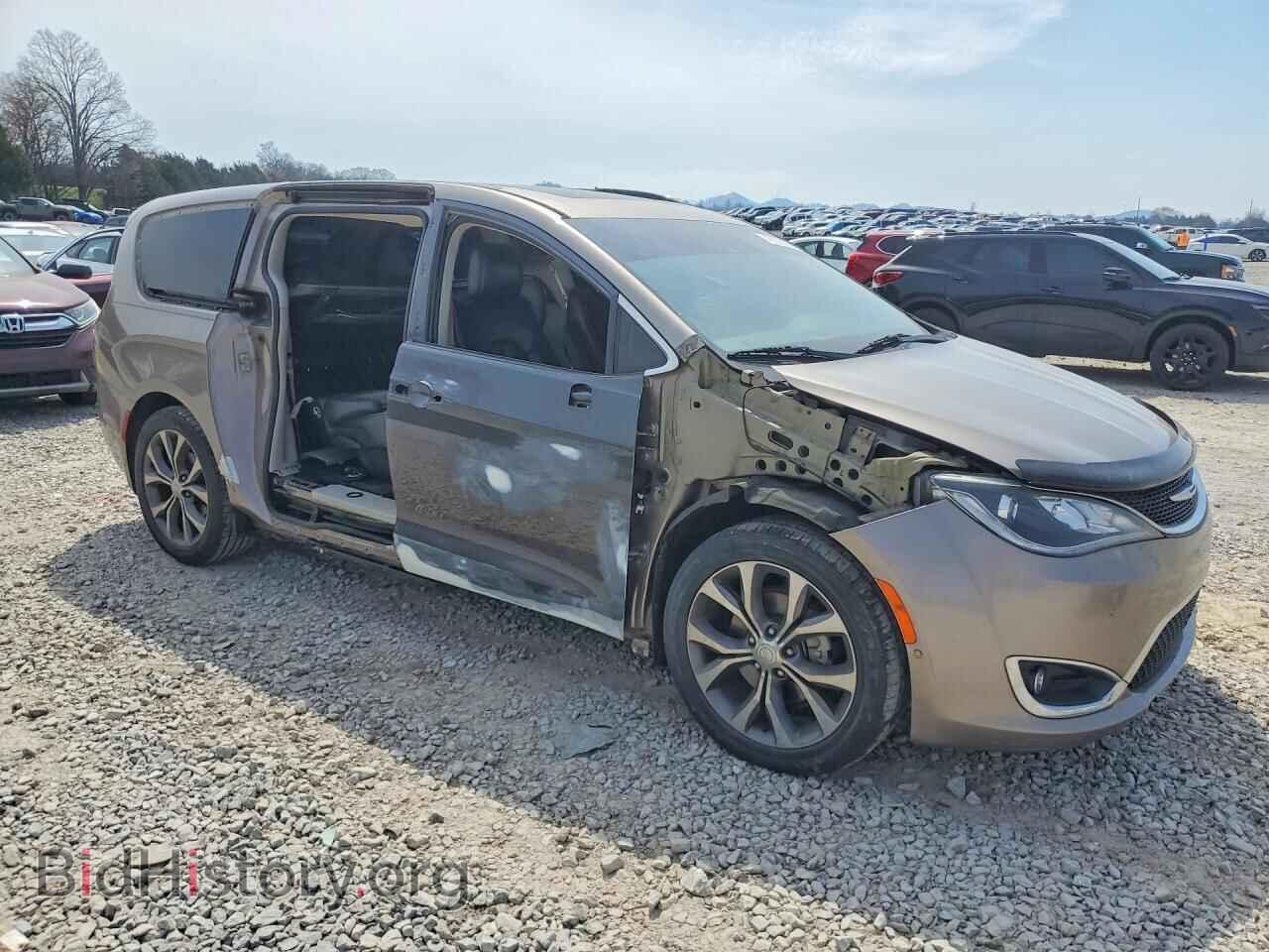 2017 CHRYSLER PACIFICA - VIN: 2C4RC1GG9HR744415 - Photo 4