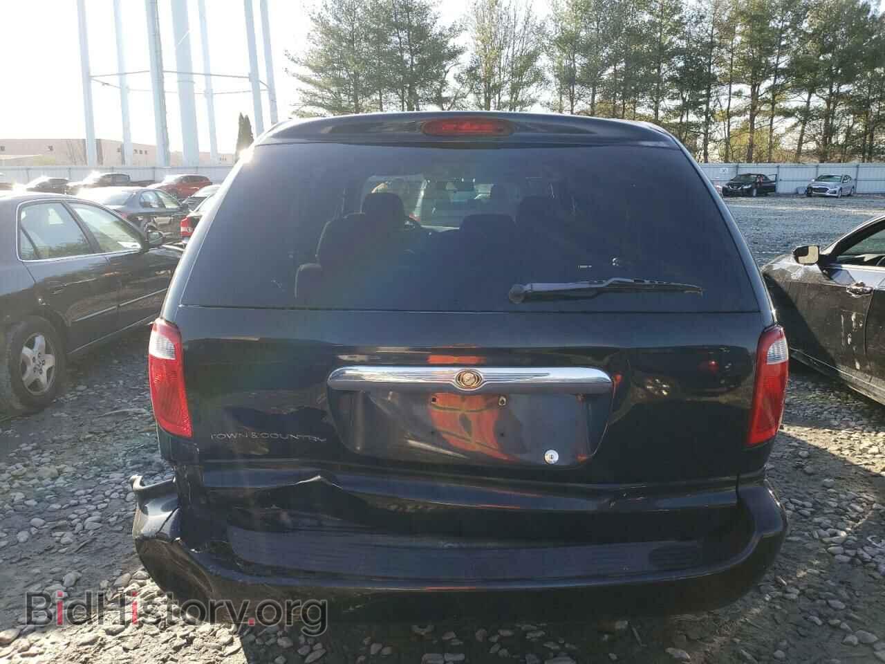 2006 CHRYSLER MINIVAN - VIN: 1A4GP45R16B645367 - Фото 6