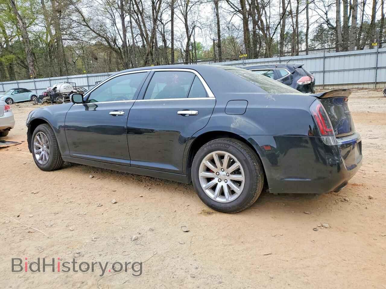 2013 CHRYSLER 300 - VIN: 2C3CCAEG3DH731687 - Фото 2