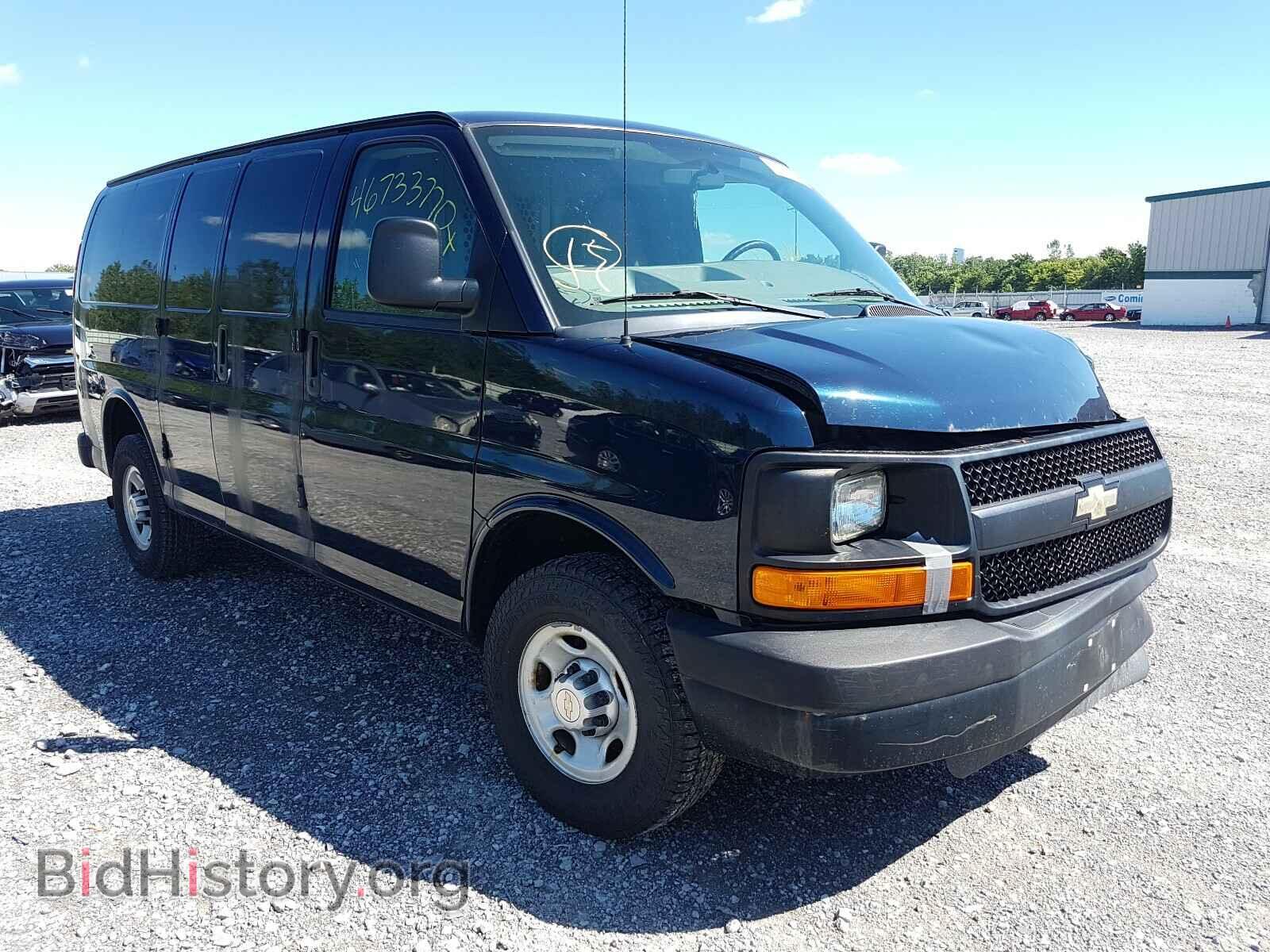 Photo 1GCWGFCA2B1122000 - CHEVROLET EXPRESS 2011