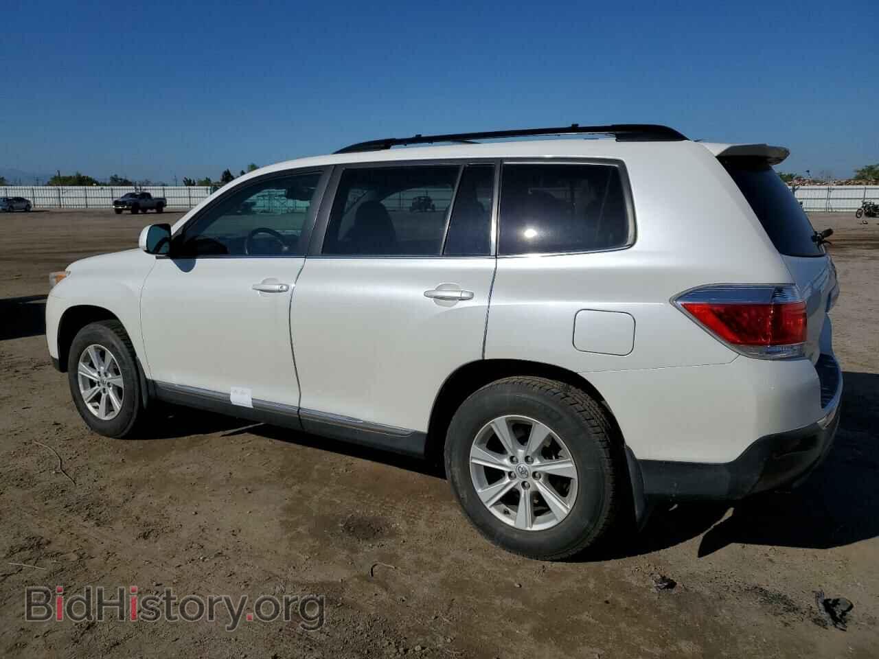 2011 TOYOTA HIGHLANDER - VIN: 5TDZK3EH8BS028923 - Фото 2