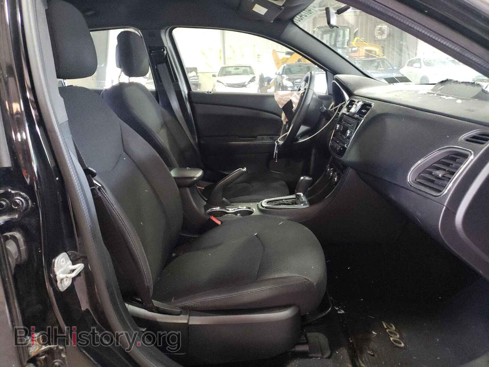 2014 CHRYSLER 200 - VIN: 1C3CCBBB4EN158774 - Фото 5
