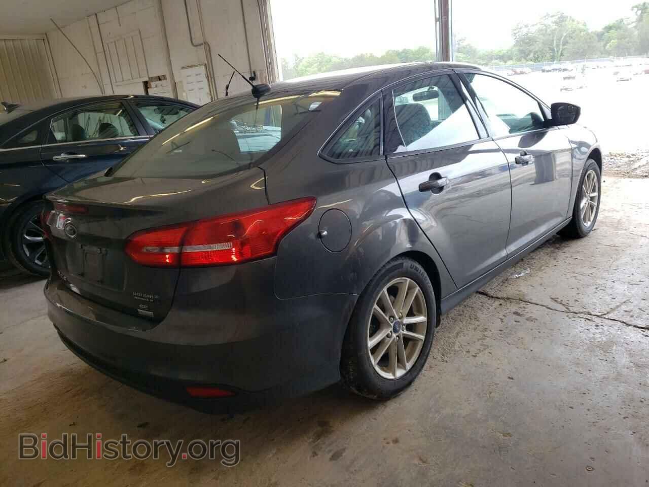 2017 FORD FOCUS - VIN: 1FADP3FE8HL349053 - Photo 4