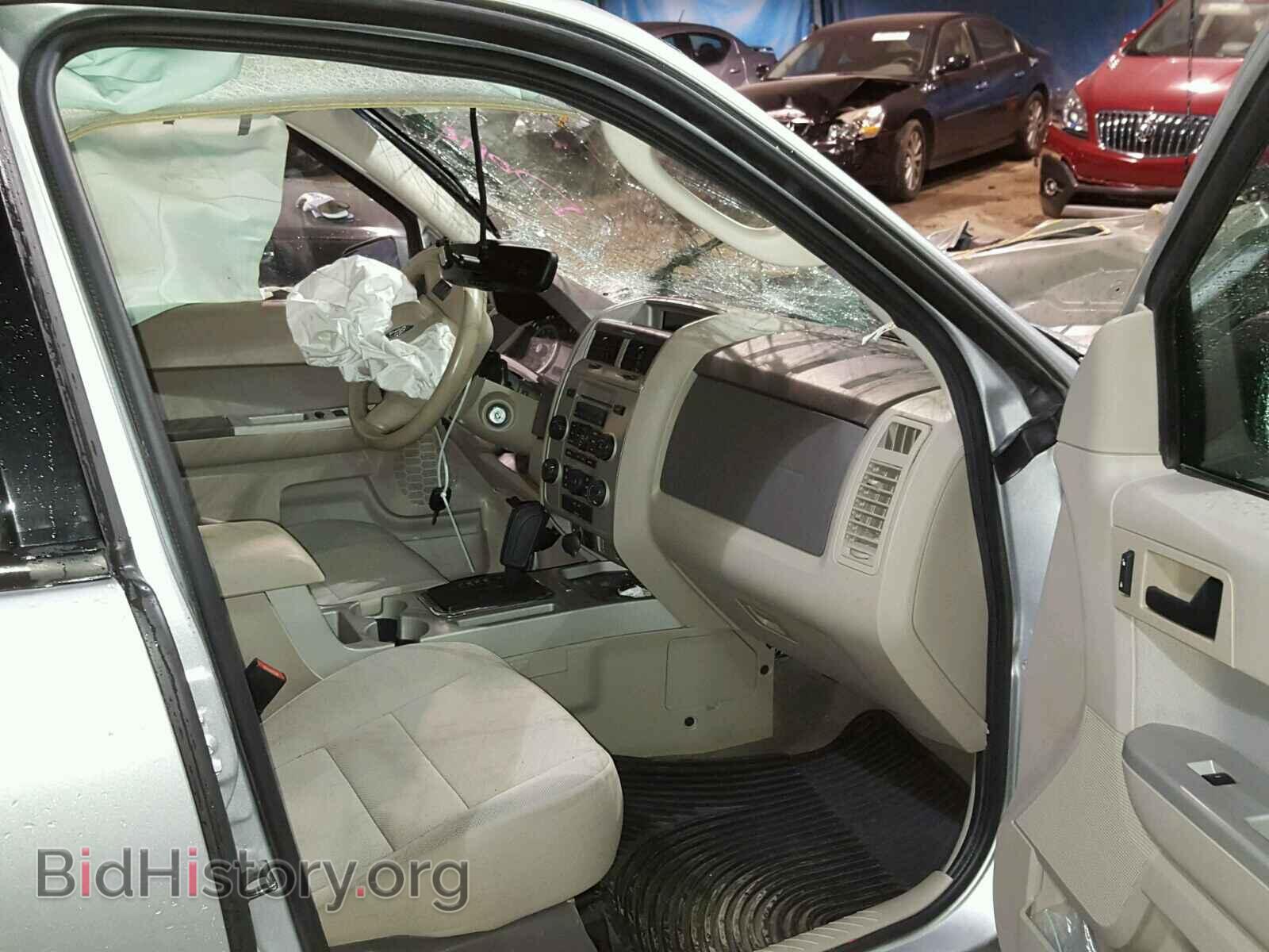 2011 FORD ESCAPE - VIN: 1FMCU9D71BKB36847 - Фото 5