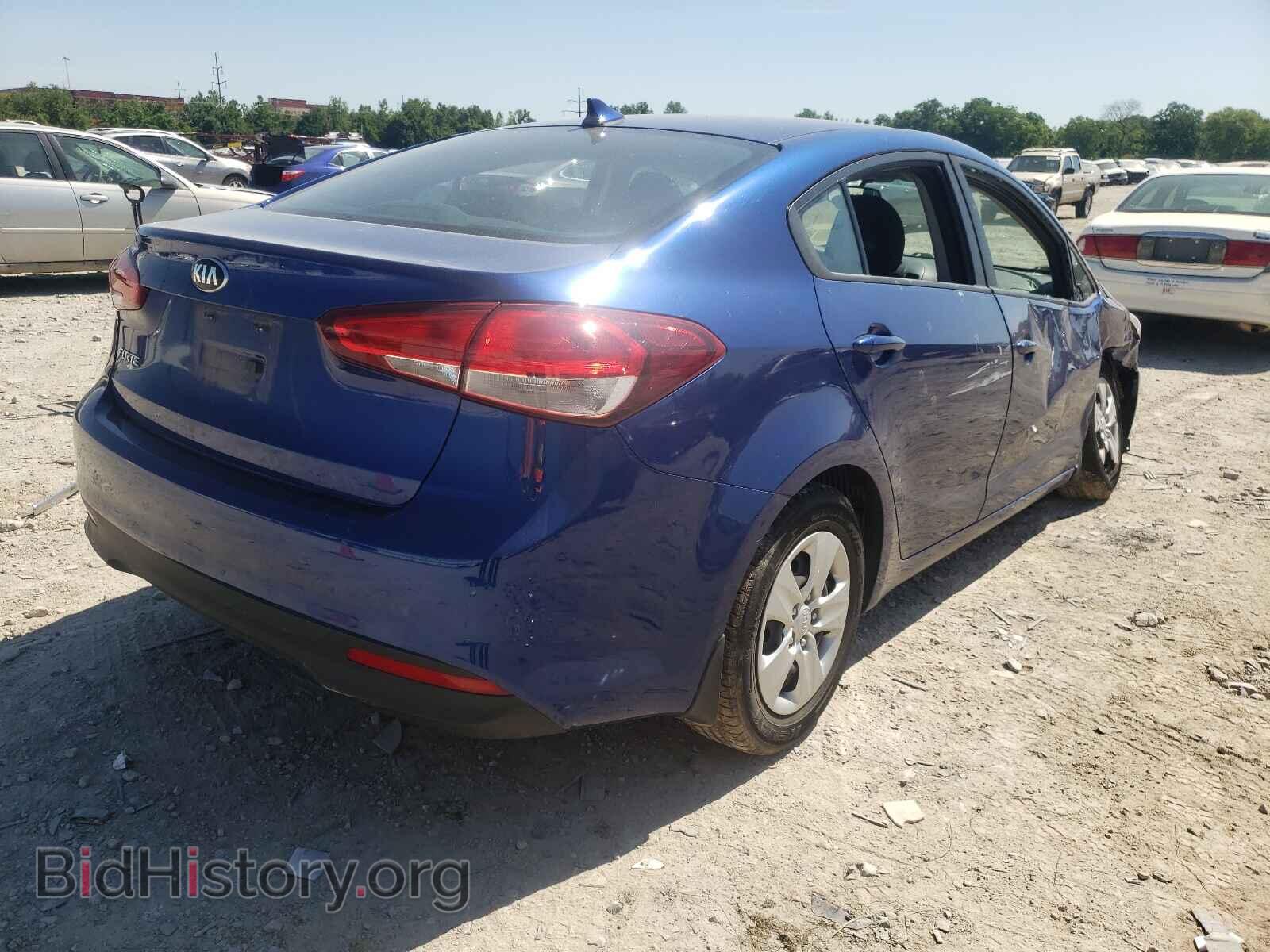 2017 KIA FORTE - VIN: 3KPFK4A74HE032167 - Фото 4